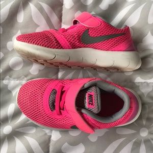 Girls Nike Free RN